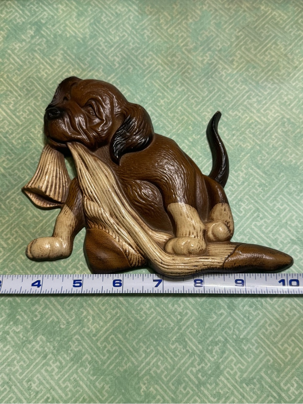 VINTAGE 1976 CAST METAL PUPPY WALL DECOR - Picture 2 of 6